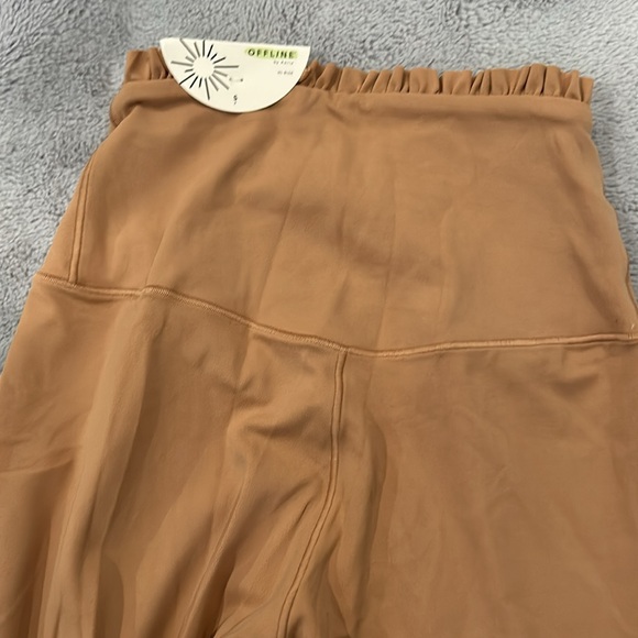 NWT OFFLINE By Aerie Real Me Xtra 7/8 Legging Tan Hi-Rise Ruffle - Picture 4 of 9